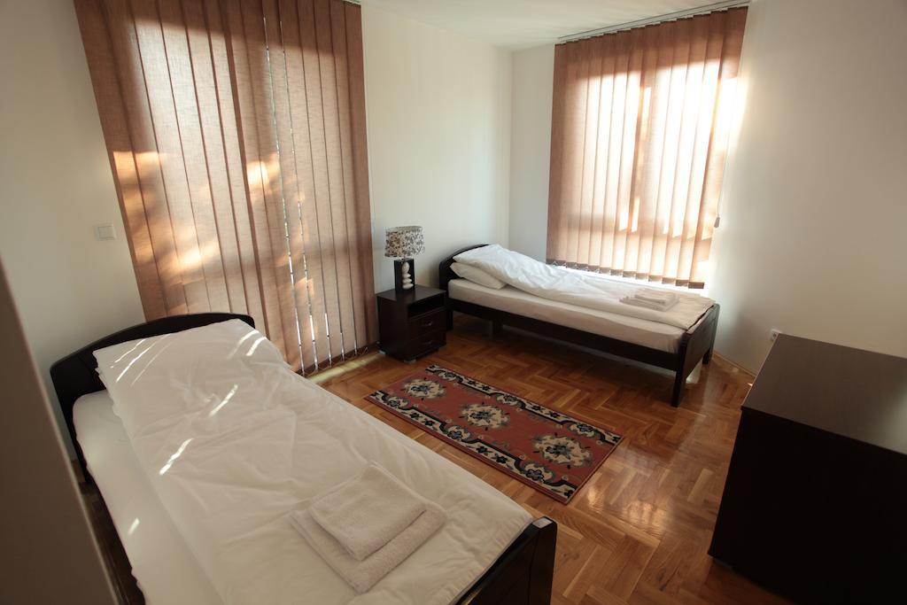 Hostel Royal Obrenovac  Rum bild