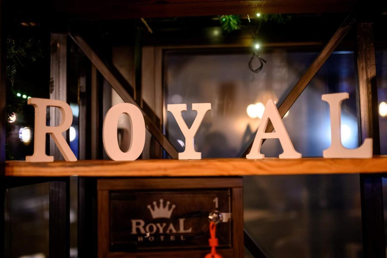 Hostel Royal Obrenovac  Exteriör bild